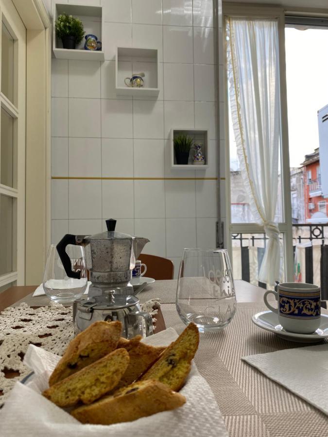 Avolina'S Apartment 나폴리 외부 사진